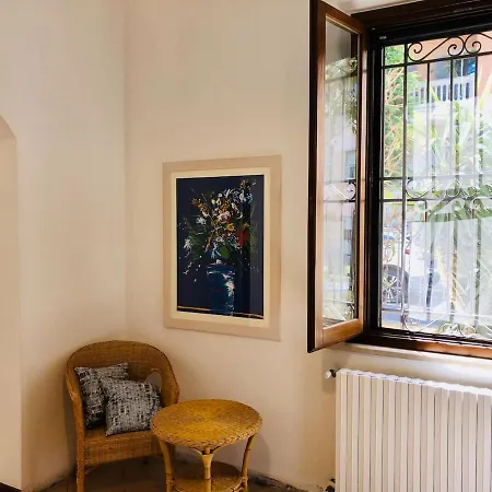 Sun Garden House